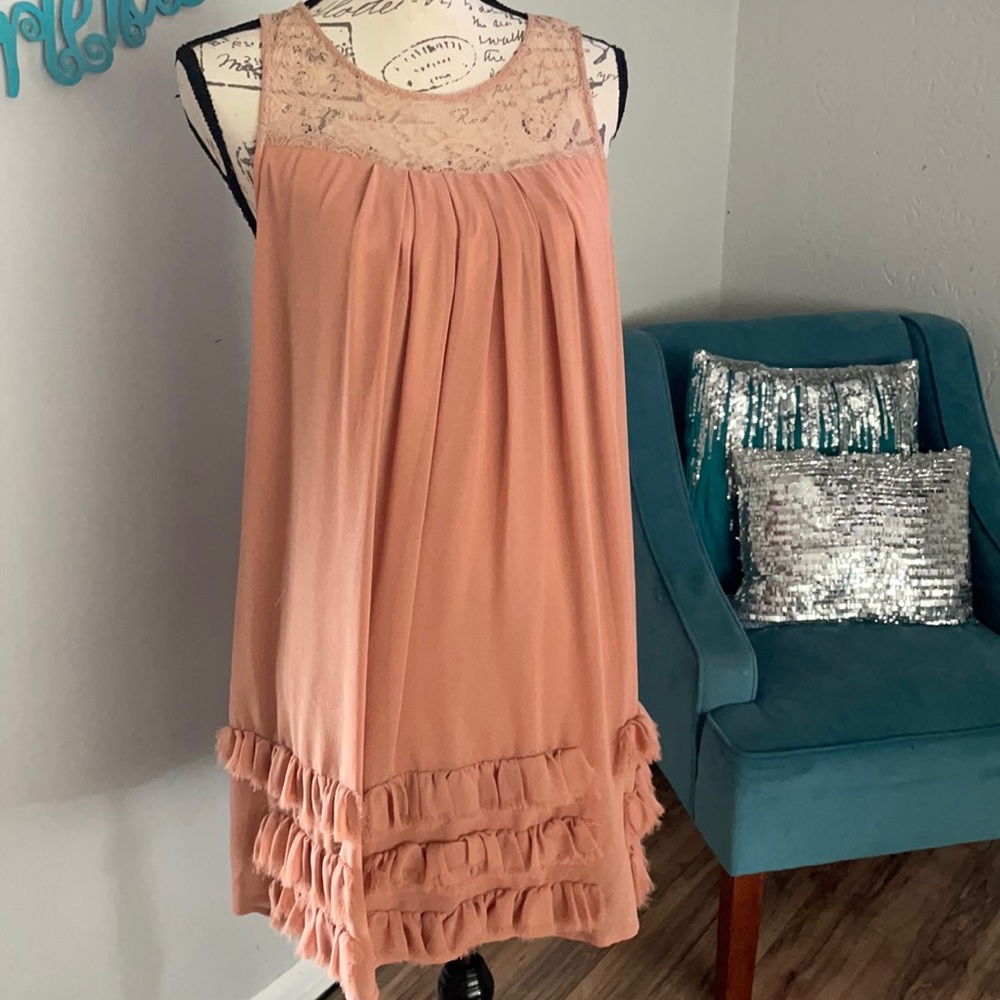 Size large dress in great condition